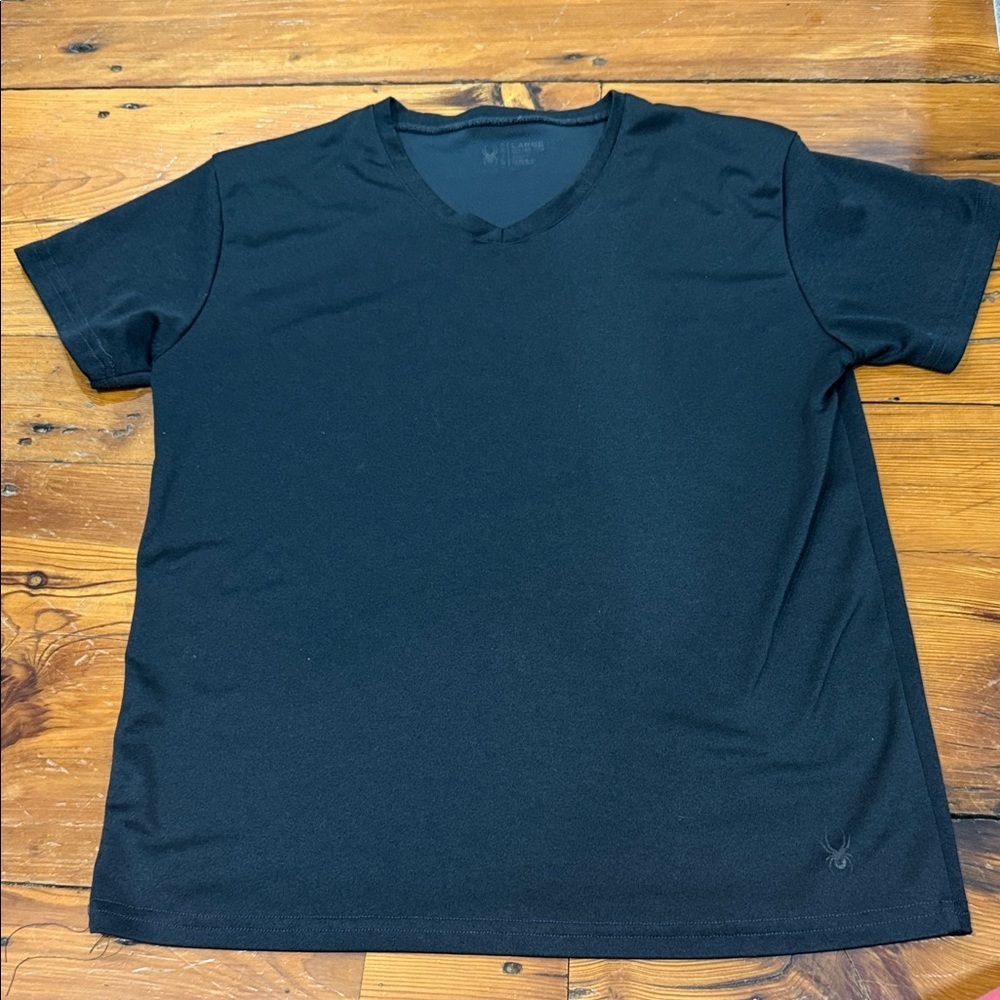 Spyder Women’s Black V-Neck Short Sleeve Tee activewear size large